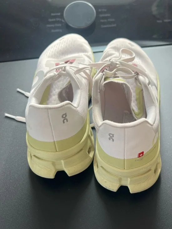 On Running Cloudmonster Running Sneakers - Picture 2 of 4